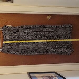 Chochotte Collection black and white skirt XL